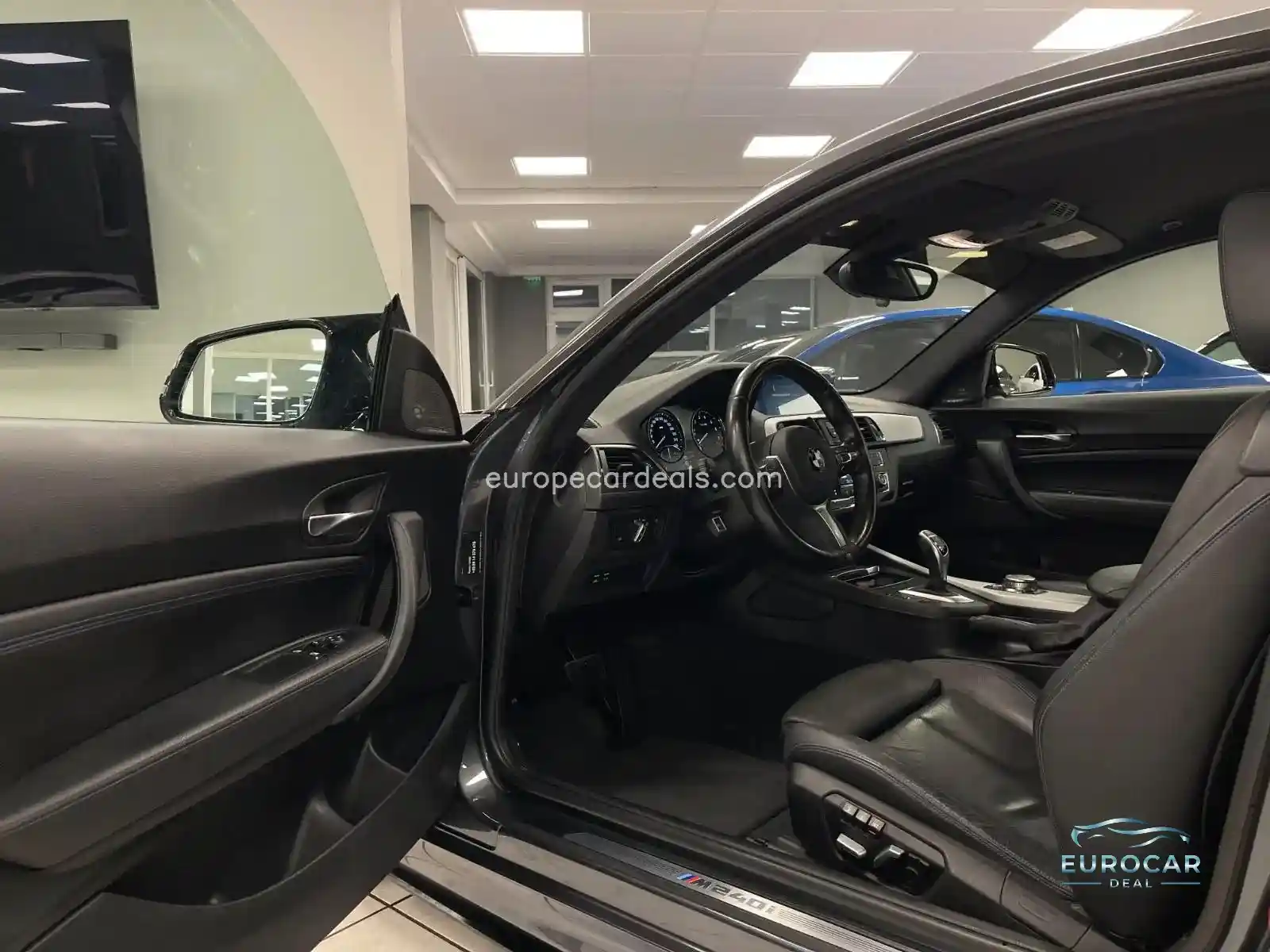 BMW M240i