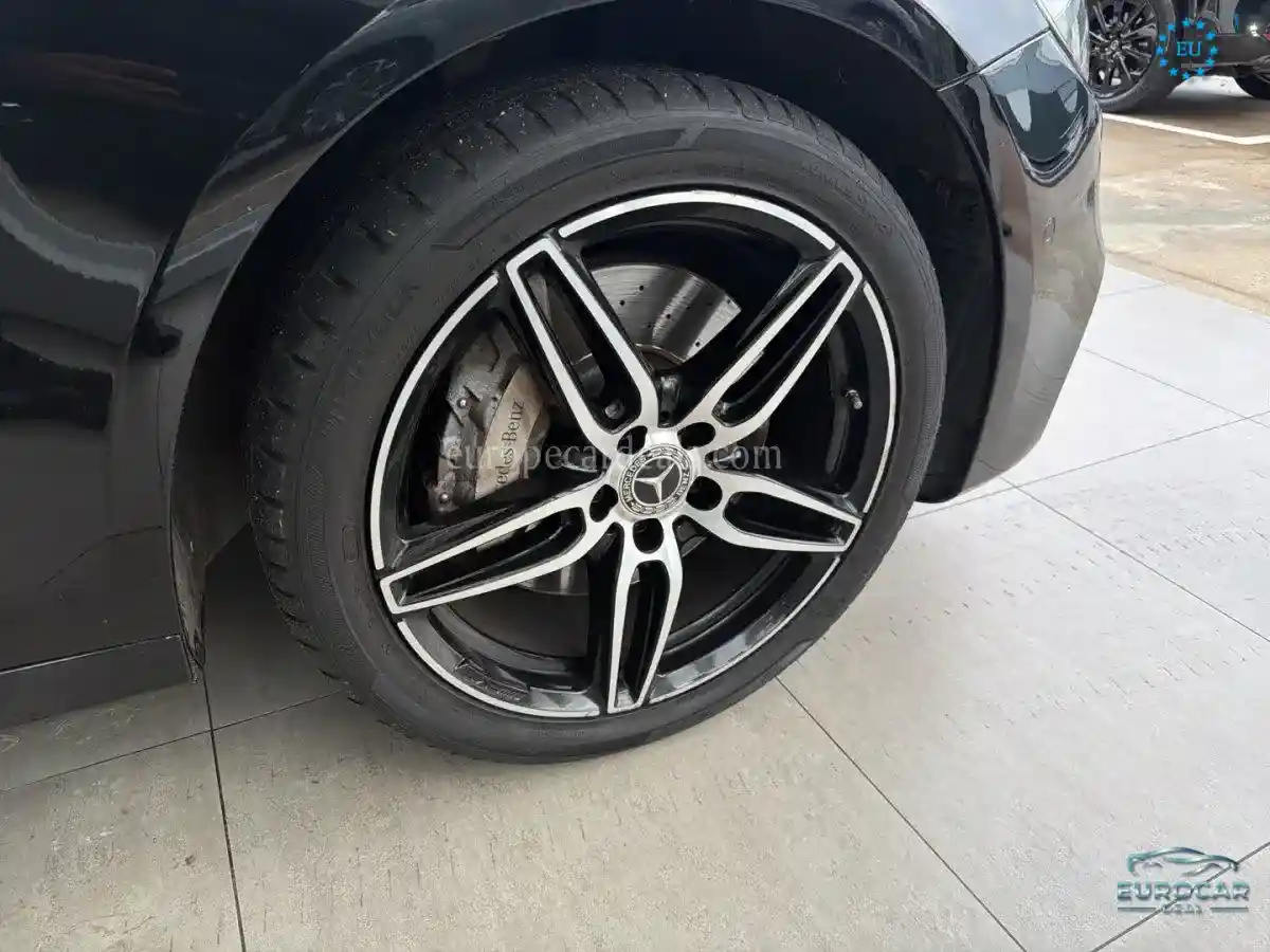 Mercedes-Benz E 400