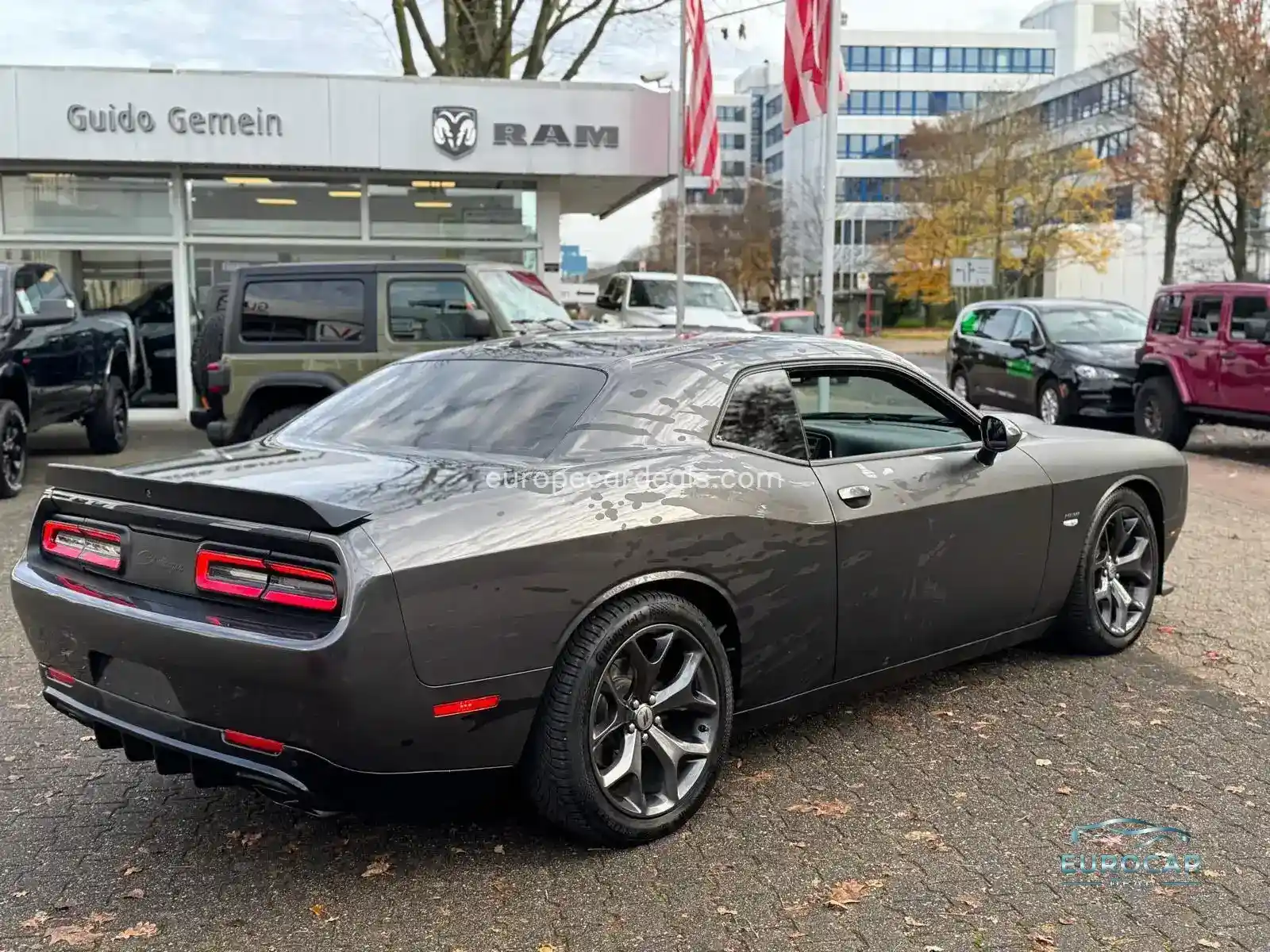 Dodge Challenger