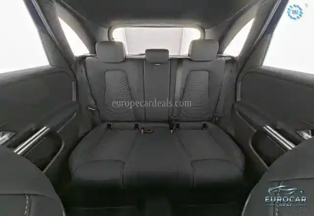 Mercedes-Benz B 220
