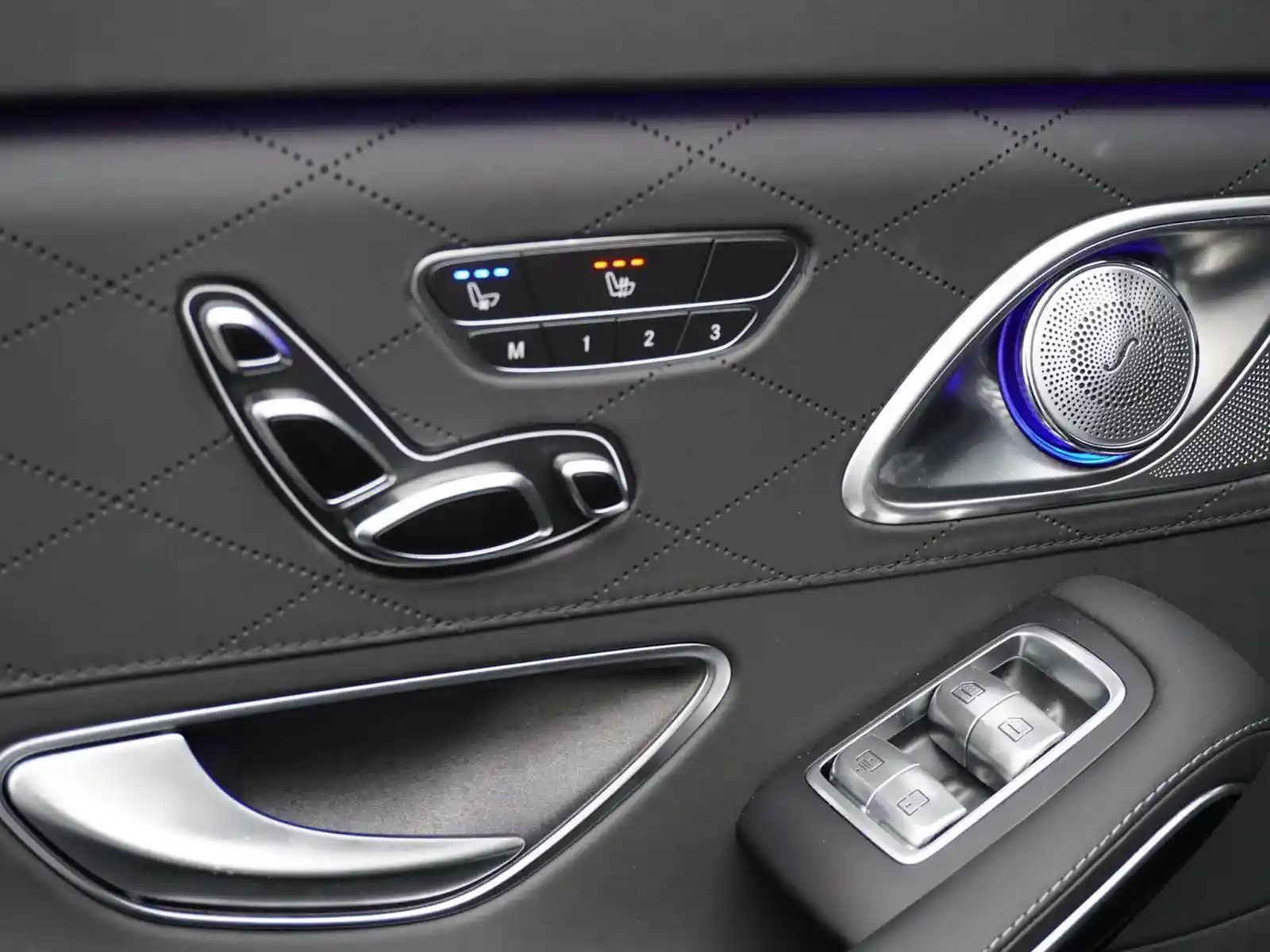 Mercedes-Benz S 600