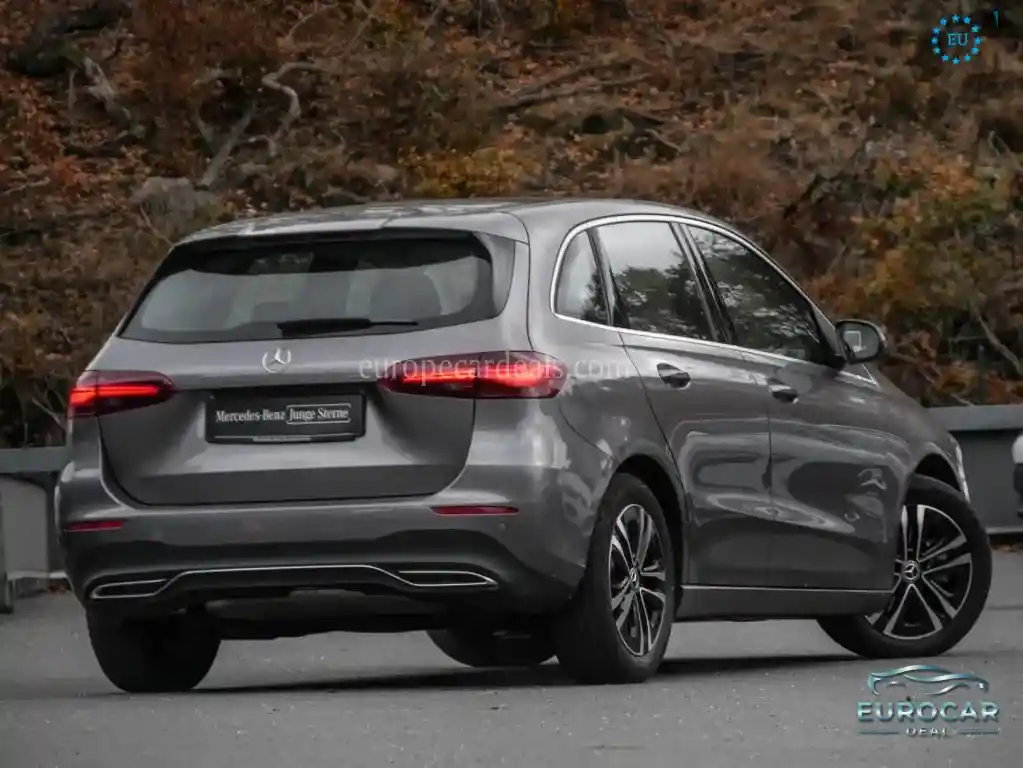 Mercedes-Benz B 200