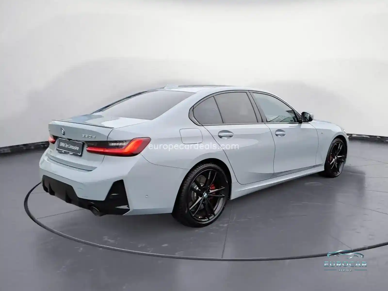 BMW 330