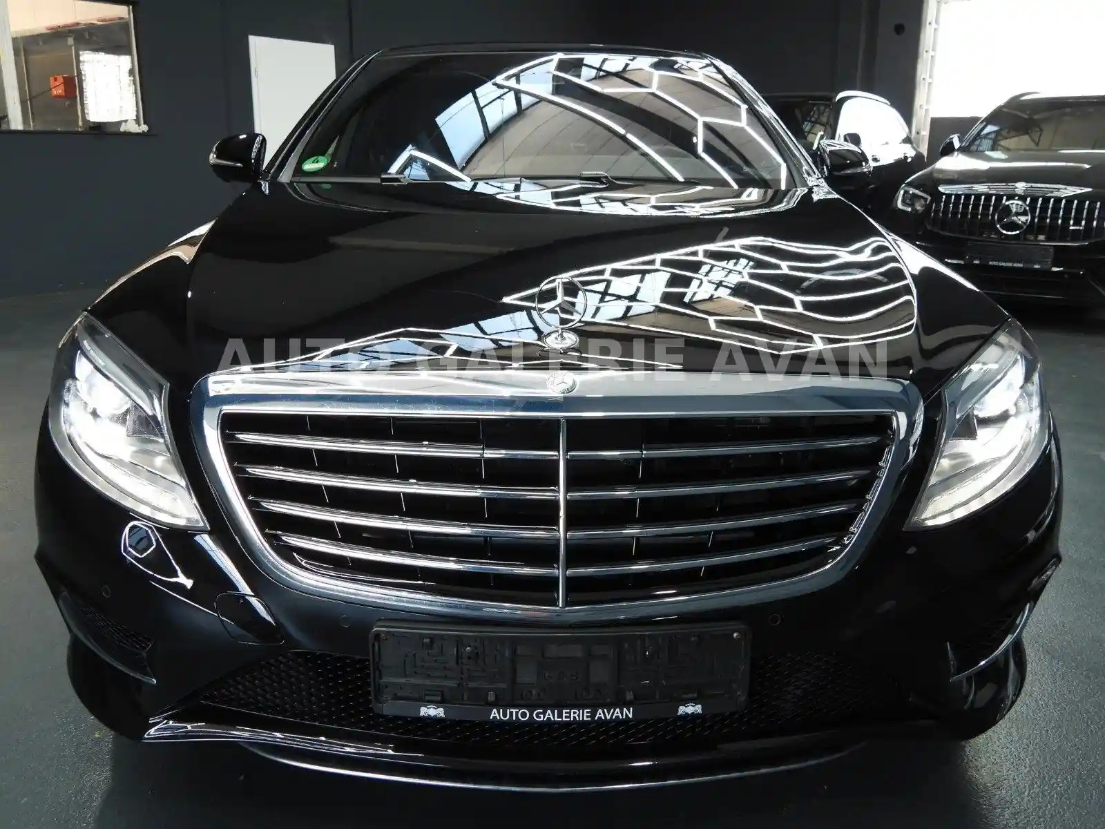 Mercedes-Benz S 500