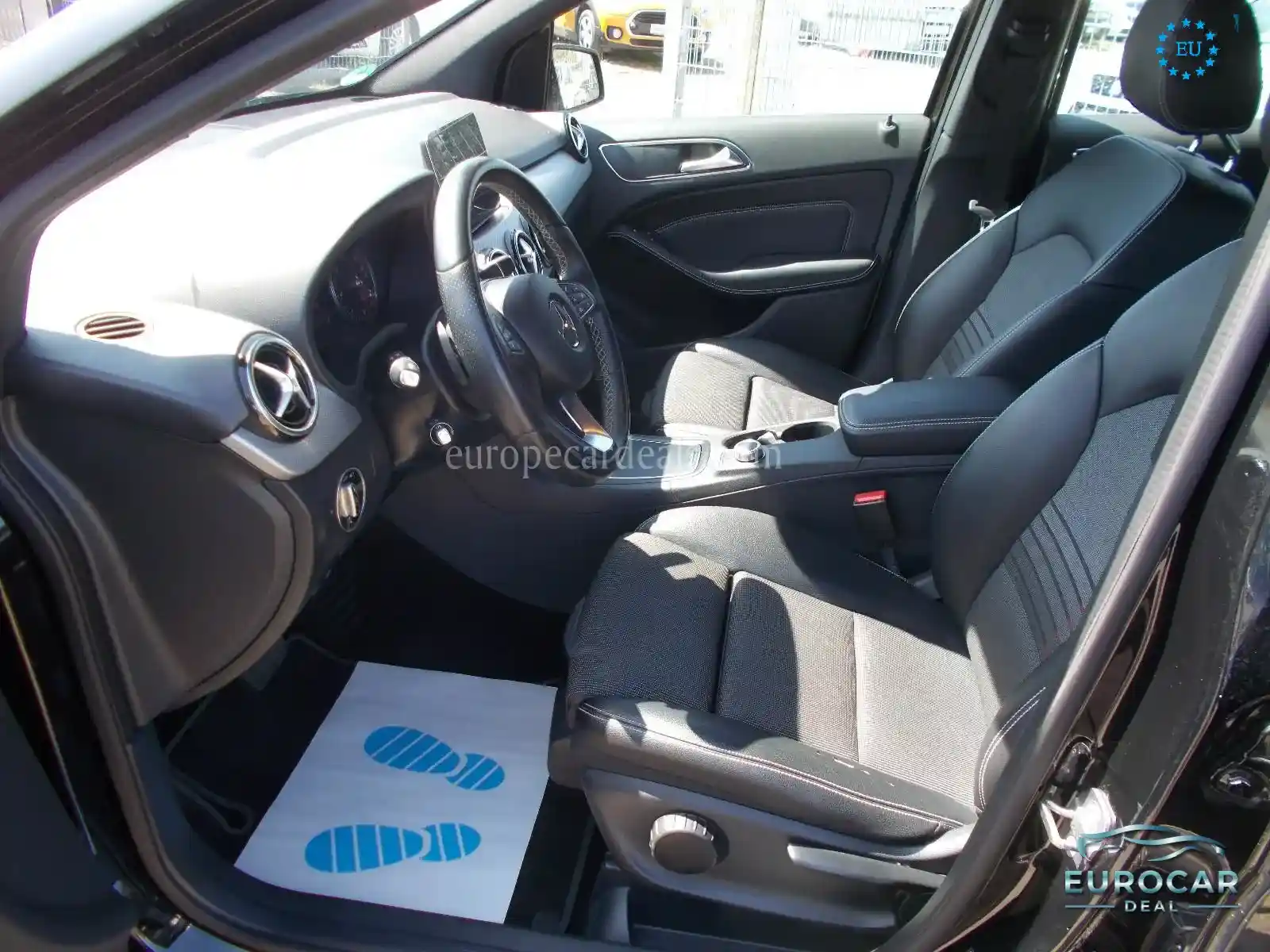 Mercedes-Benz B 220