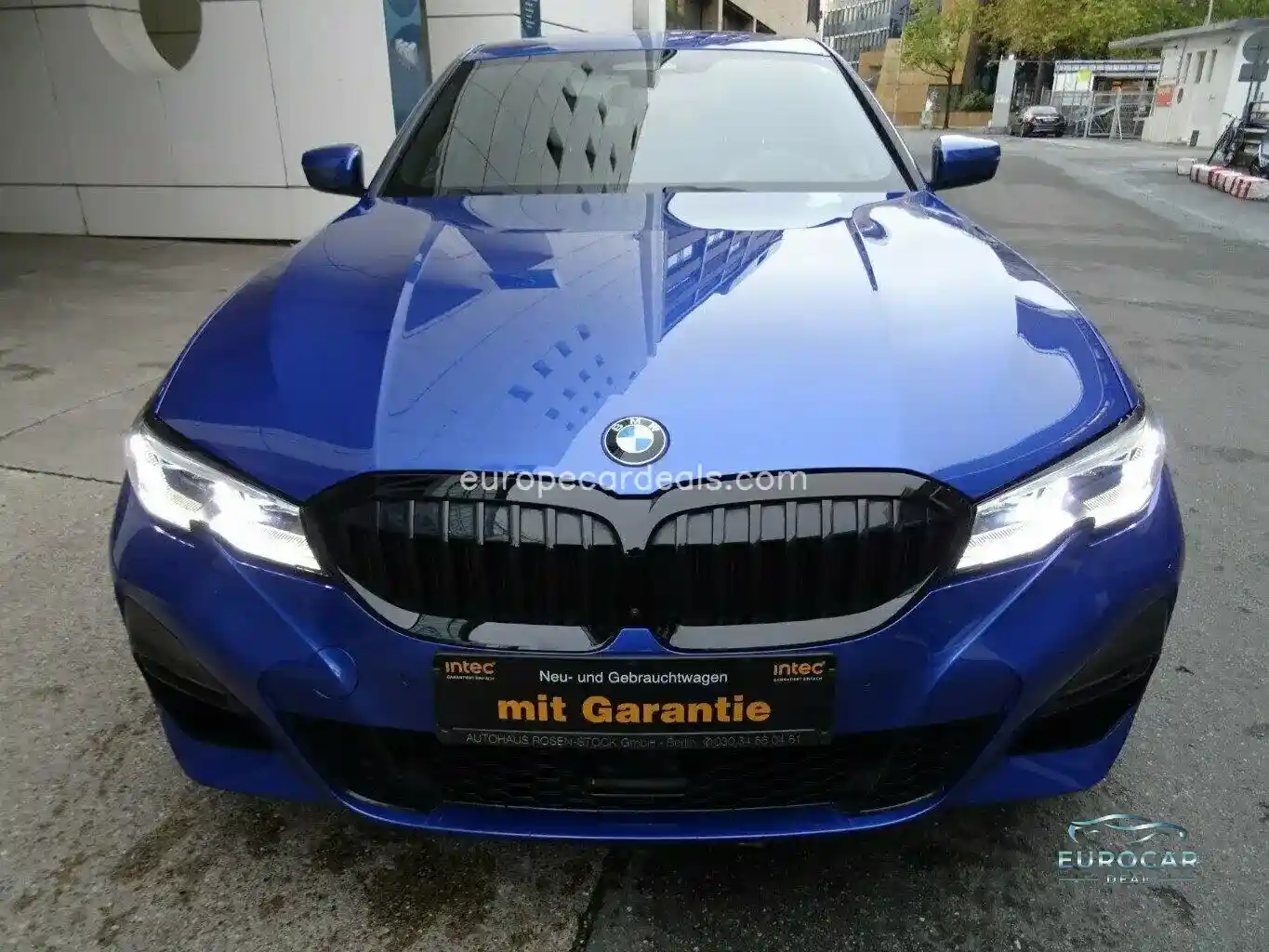 BMW 330