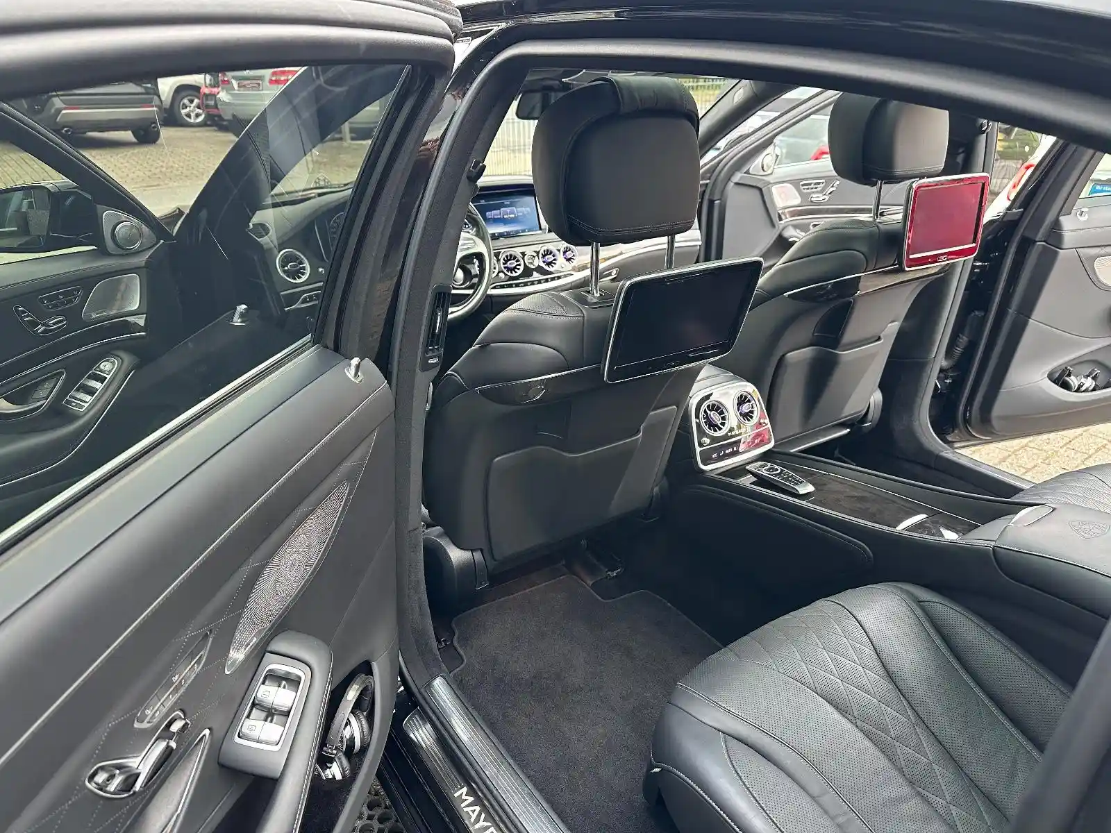 Mercedes-Benz S 500