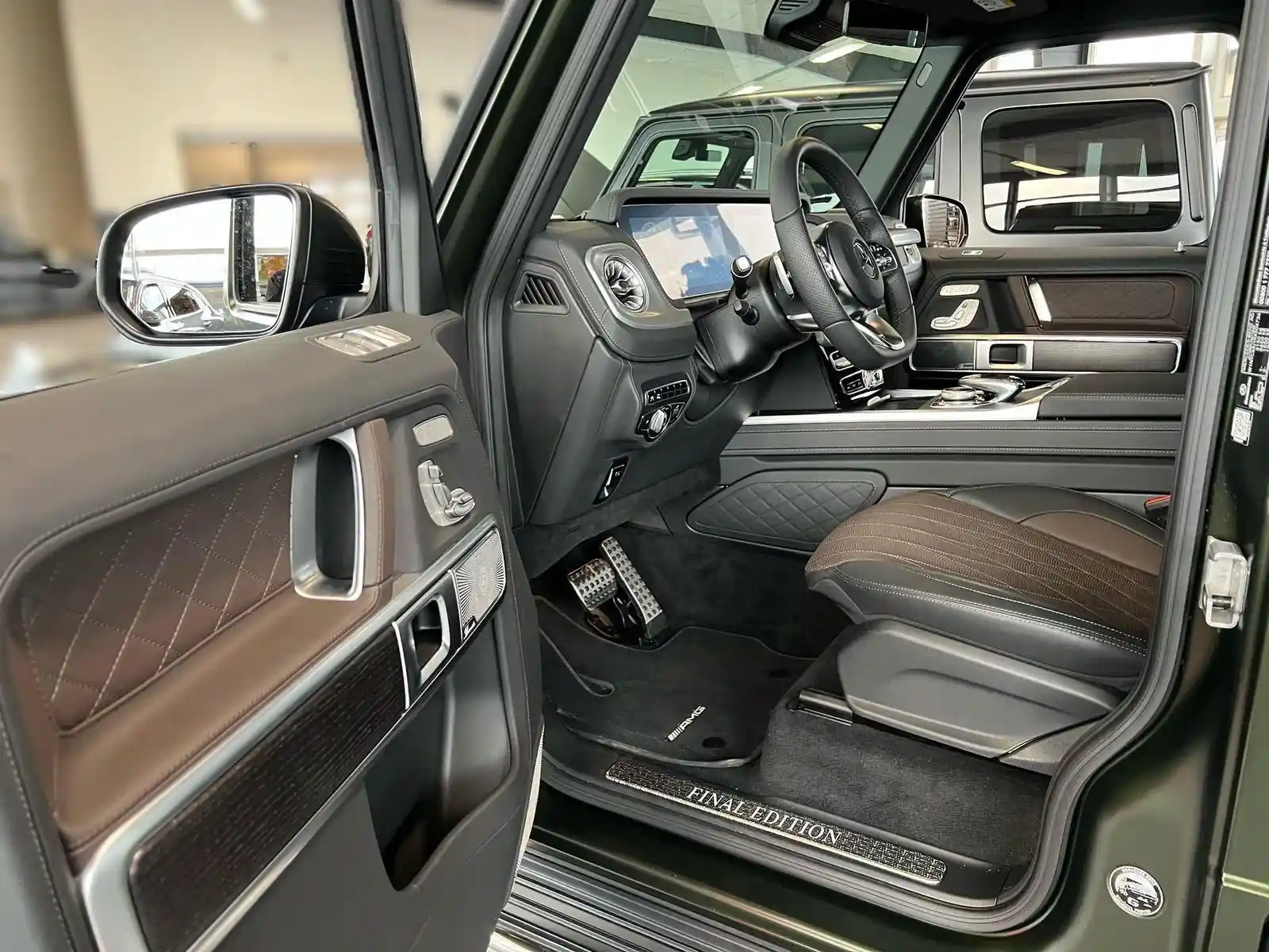 Mercedes-Benz G 500