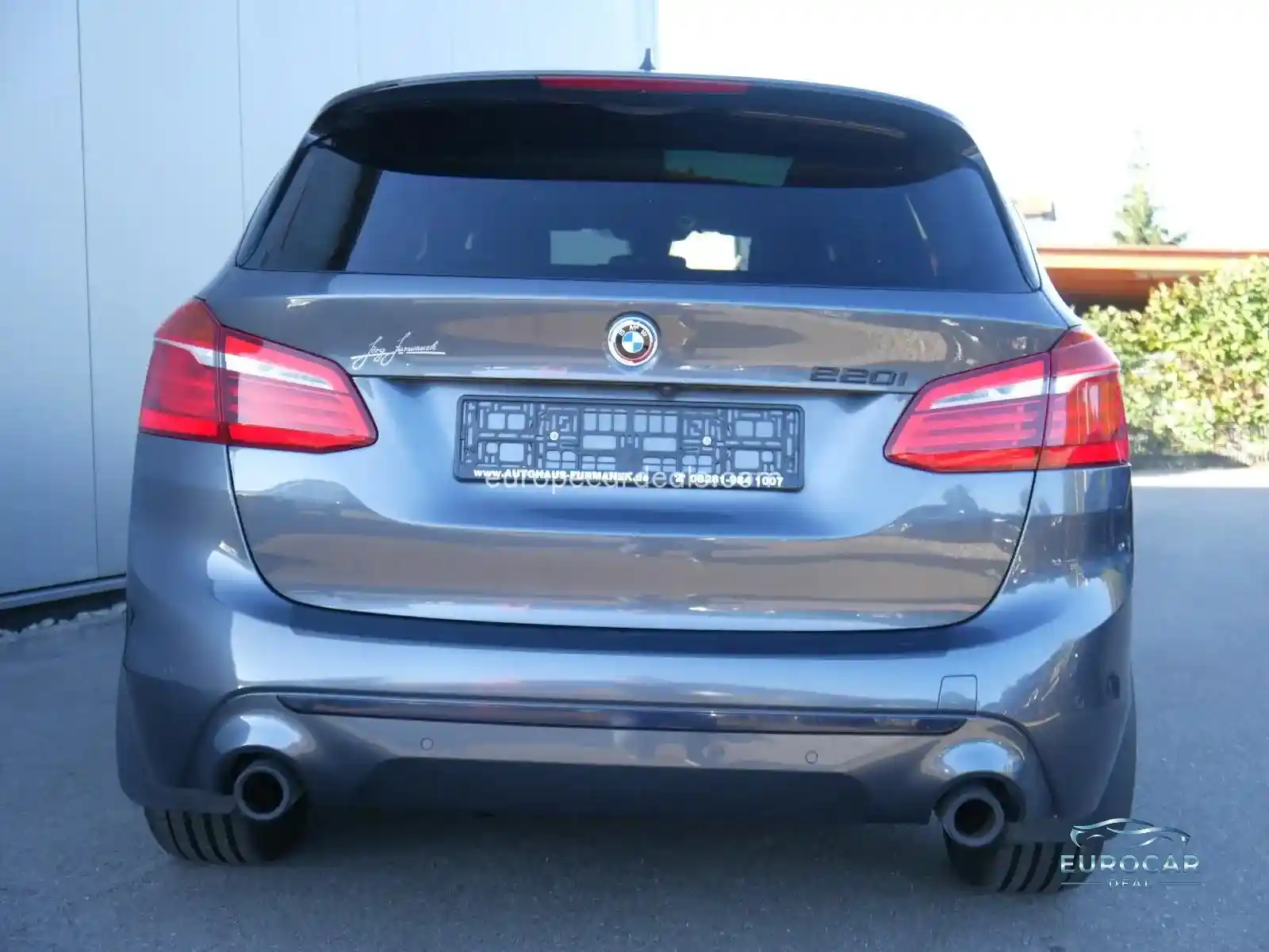 BMW 220