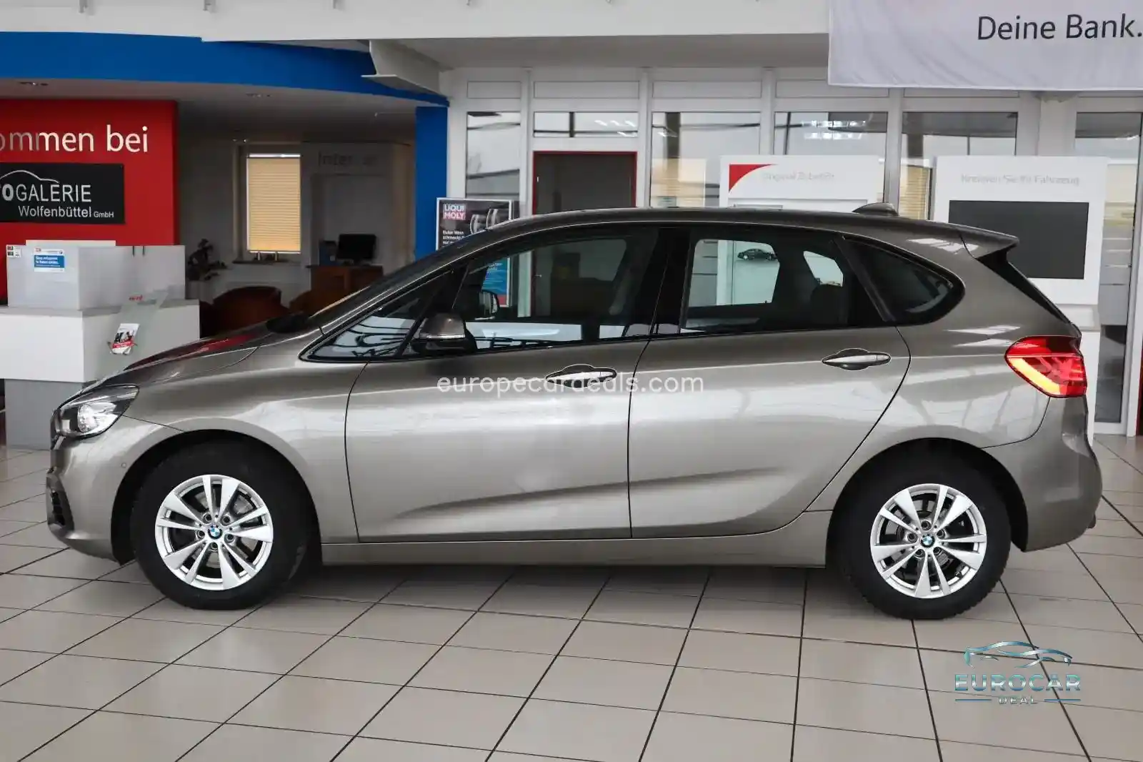BMW 220