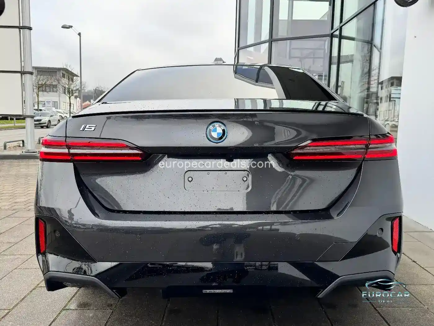 BMW i5