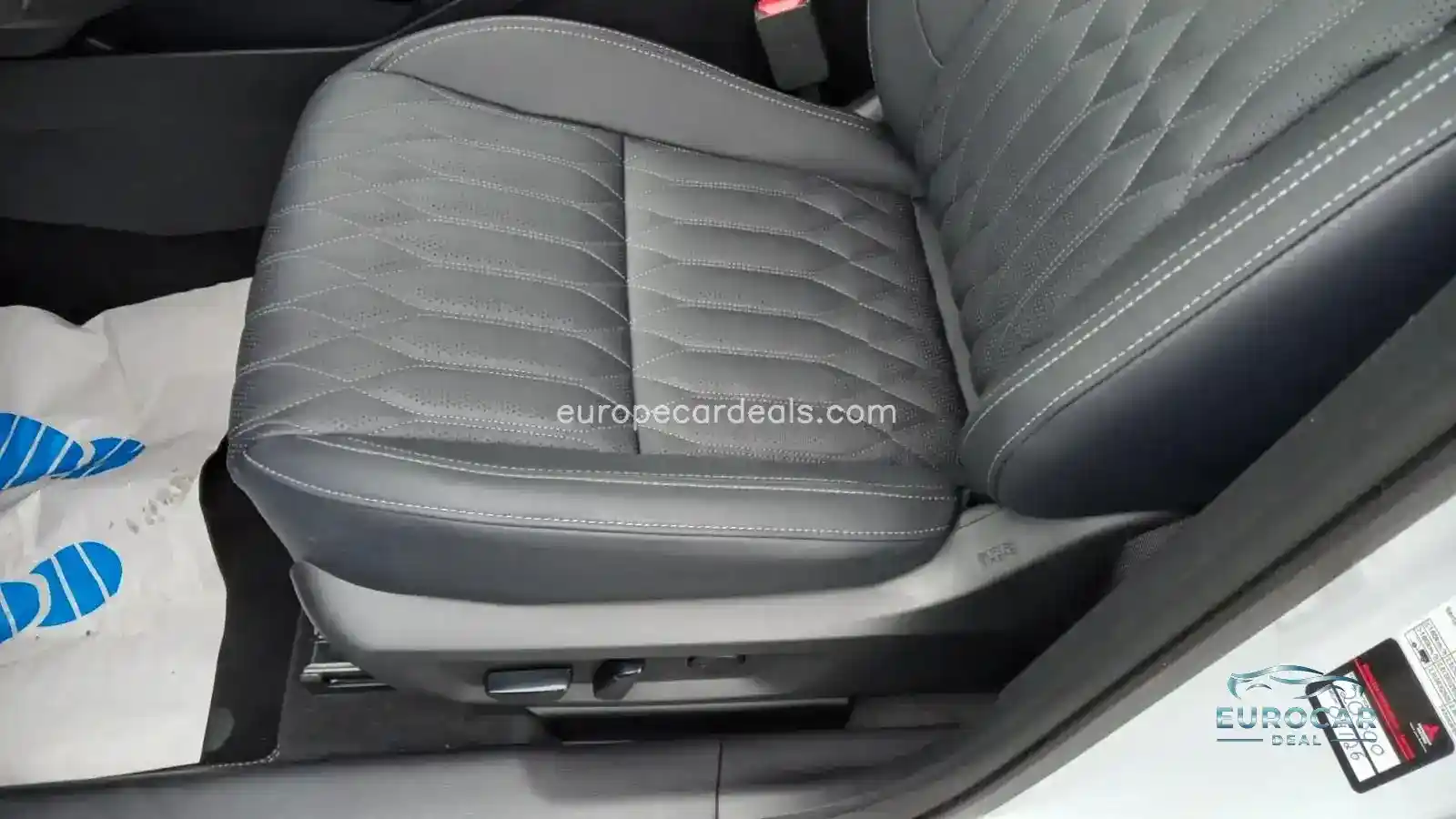 Mitsubishi Plug-in Hybrid Outlander