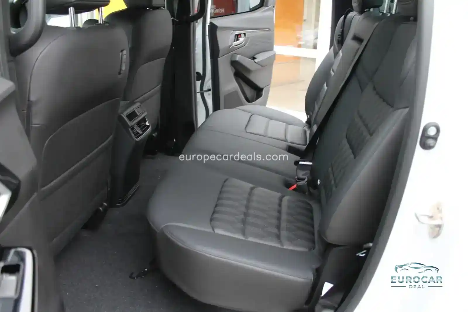 Double Cab 4WD V-CROSS Automatik
