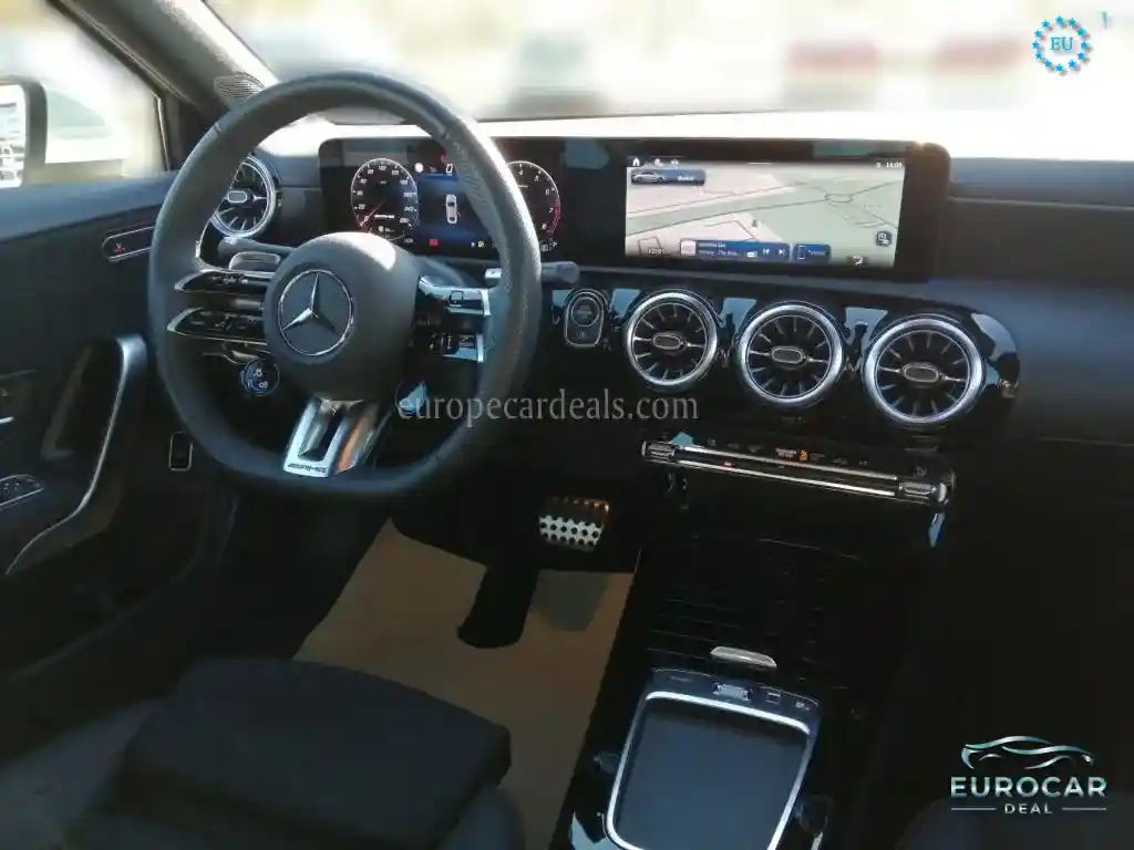 Mercedes-Benz A 35 AMG
