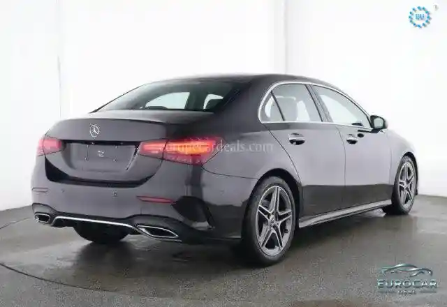 Mercedes-Benz A 220