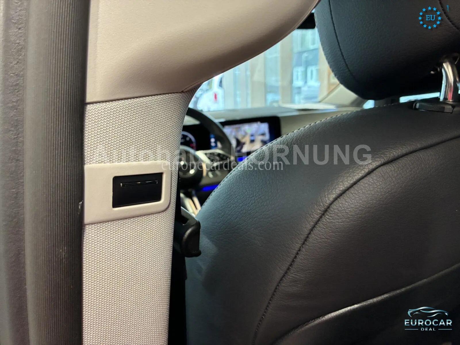 Mercedes-Benz V 220