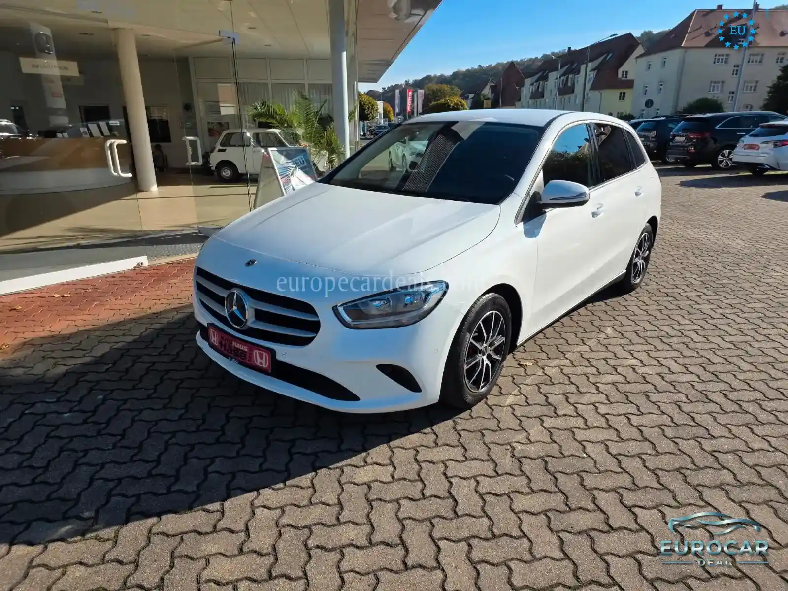 Mercedes-Benz B 180
