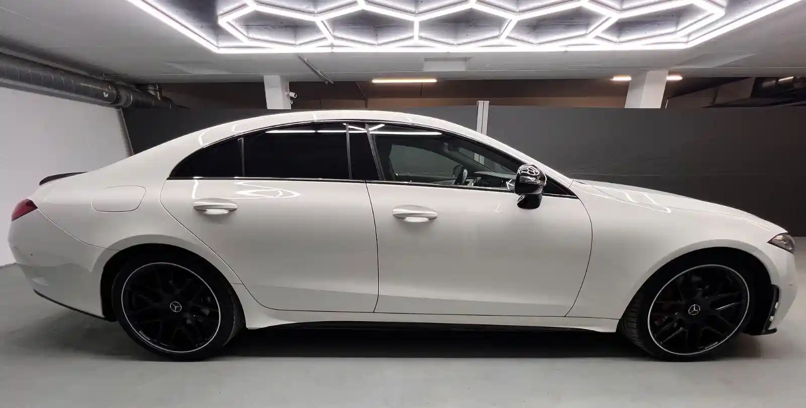 Mercedes-Benz CLS 300