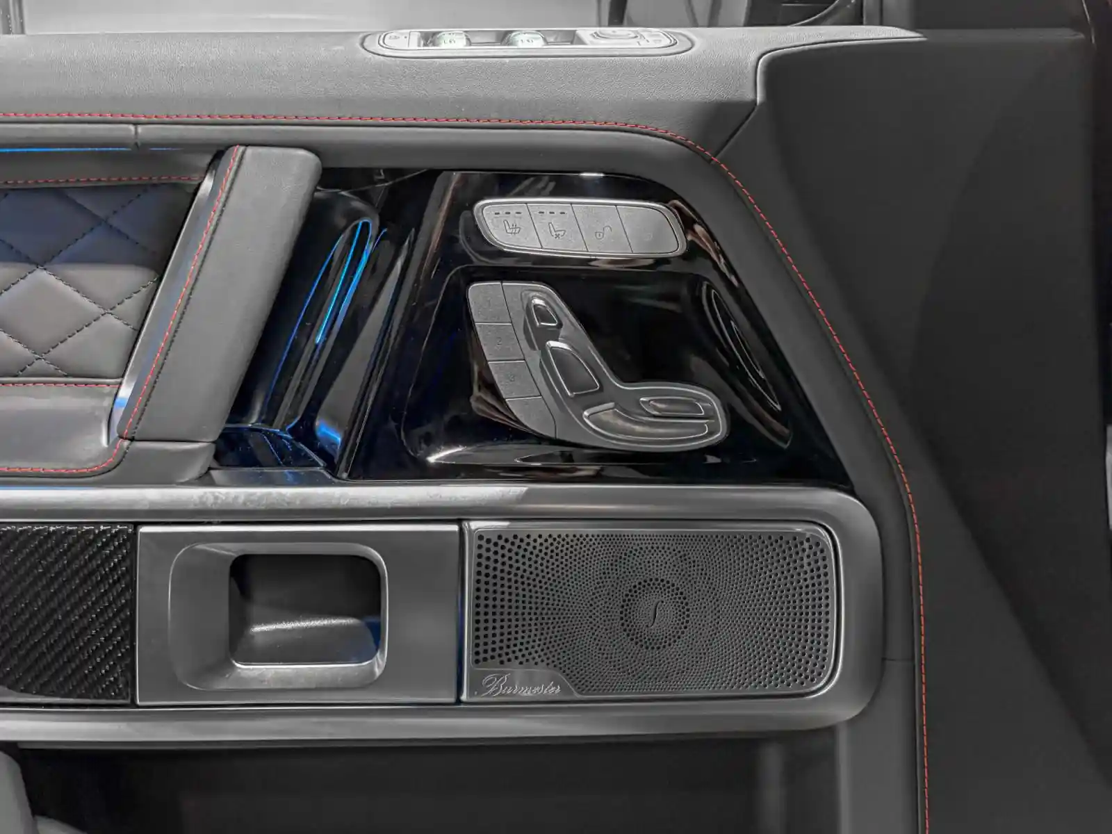 Mercedes-Benz G 500
