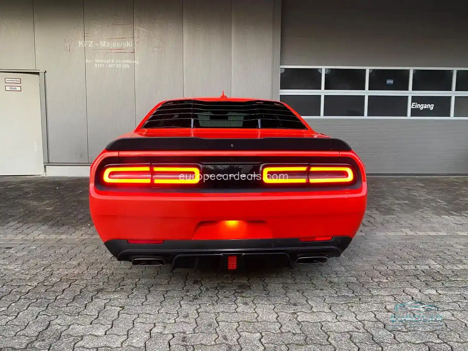 Dodge Challenger