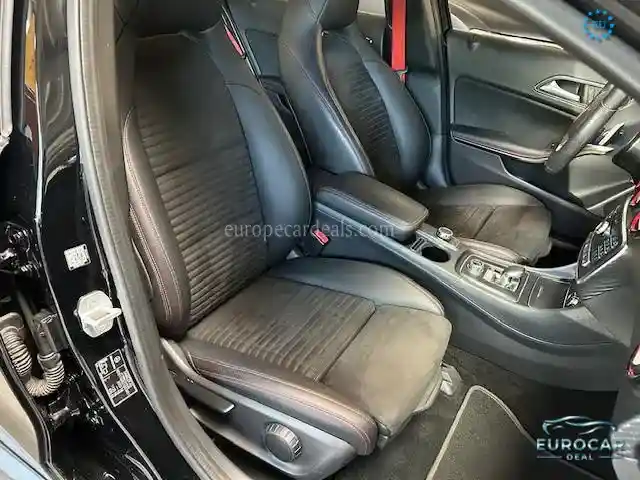 Mercedes-Benz A 45 AMG
