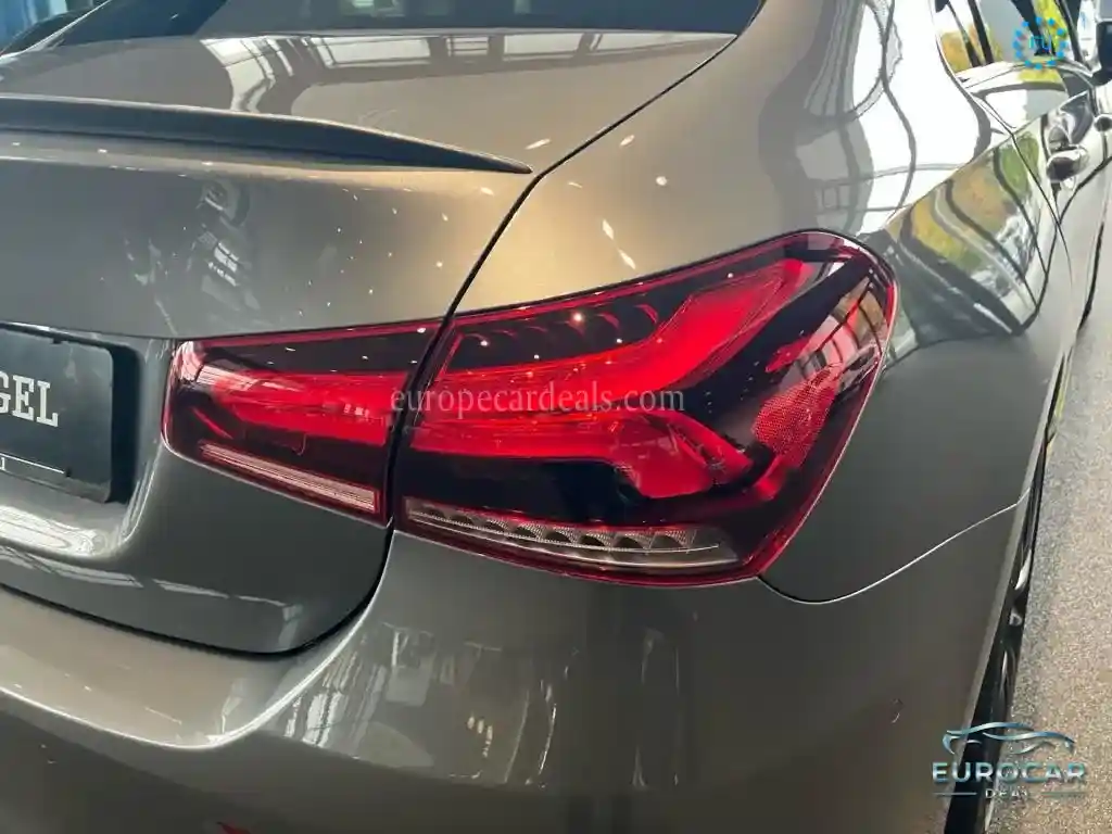 Mercedes-Benz A 35 AMG