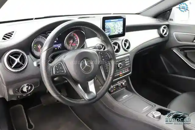 Mercedes-Benz CLA 250 Shooting Brake
