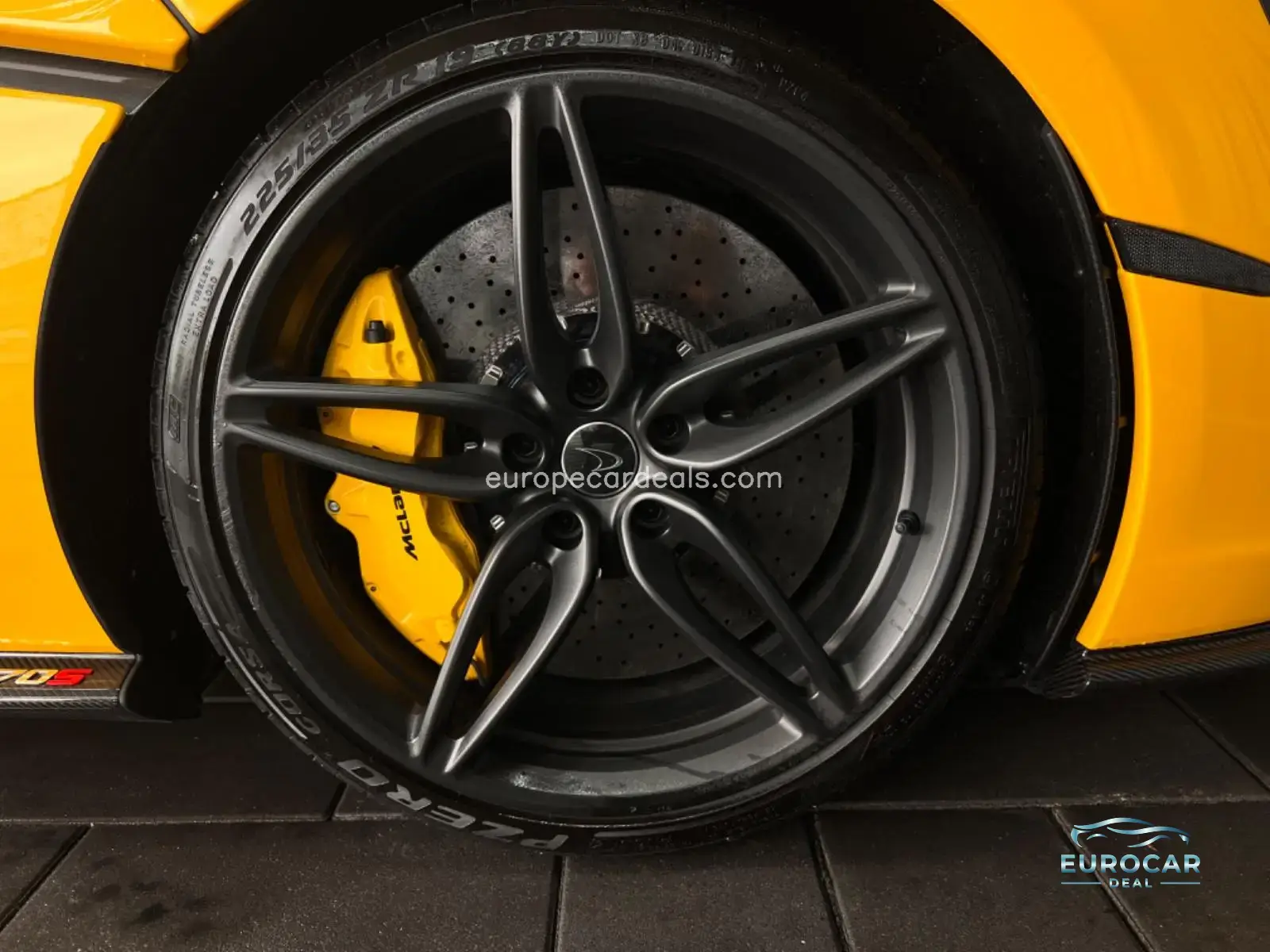 McLaren 570S