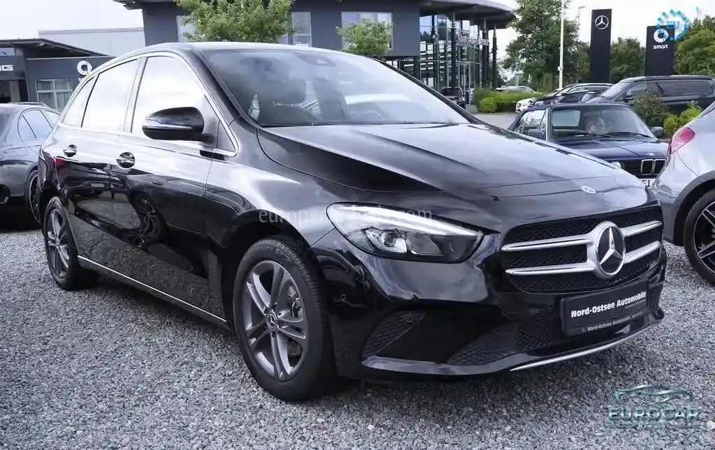 Mercedes-Benz B 200