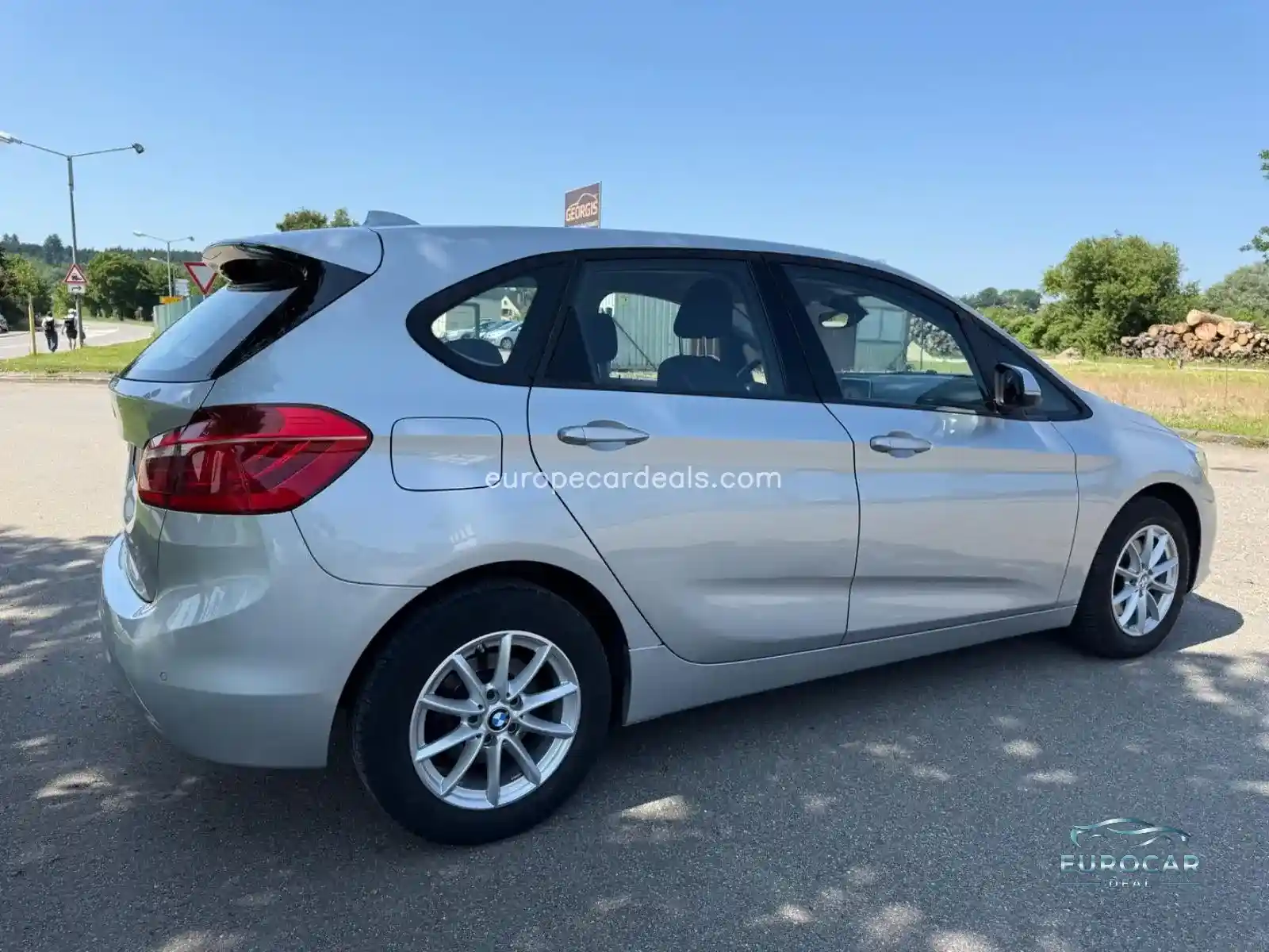 BMW 218