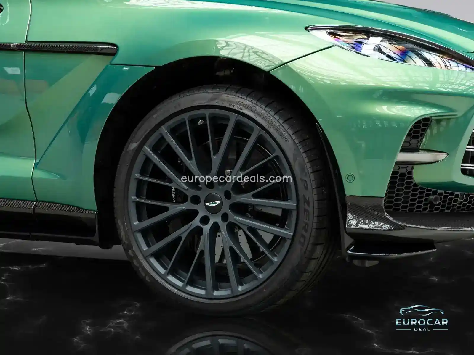 Aston Martin DBX