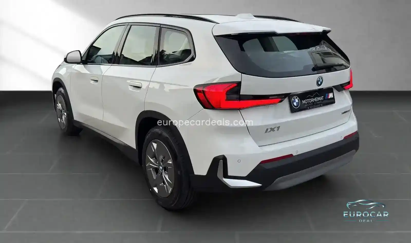 BMW iX1
