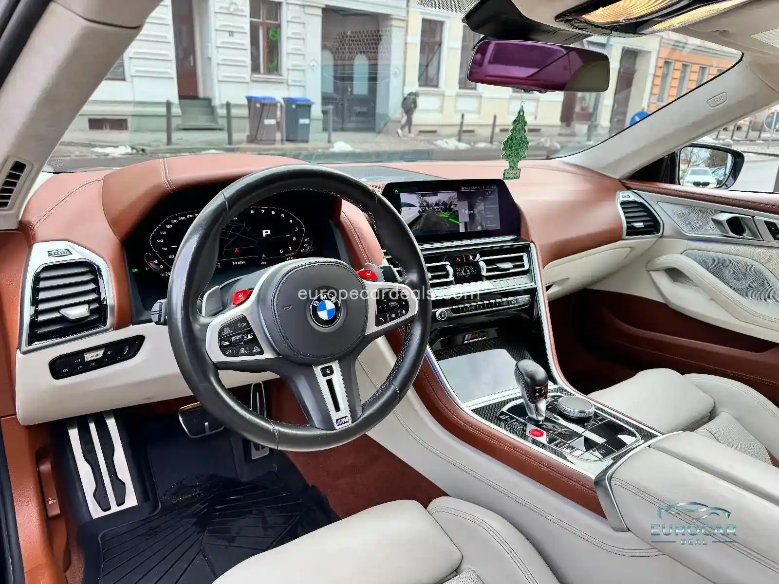 BMW M8