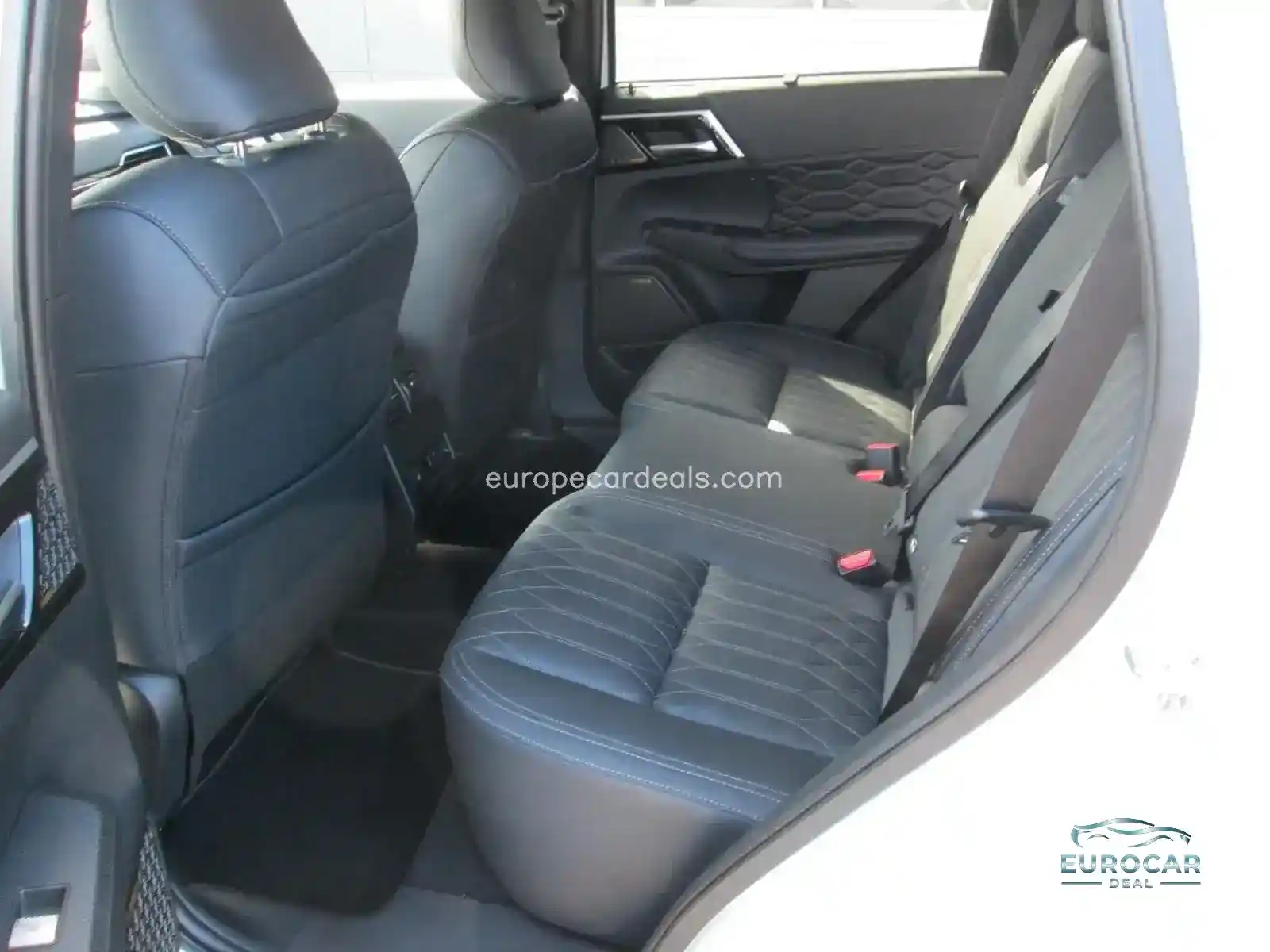 Mitsubishi Plug-in Hybrid Outlander