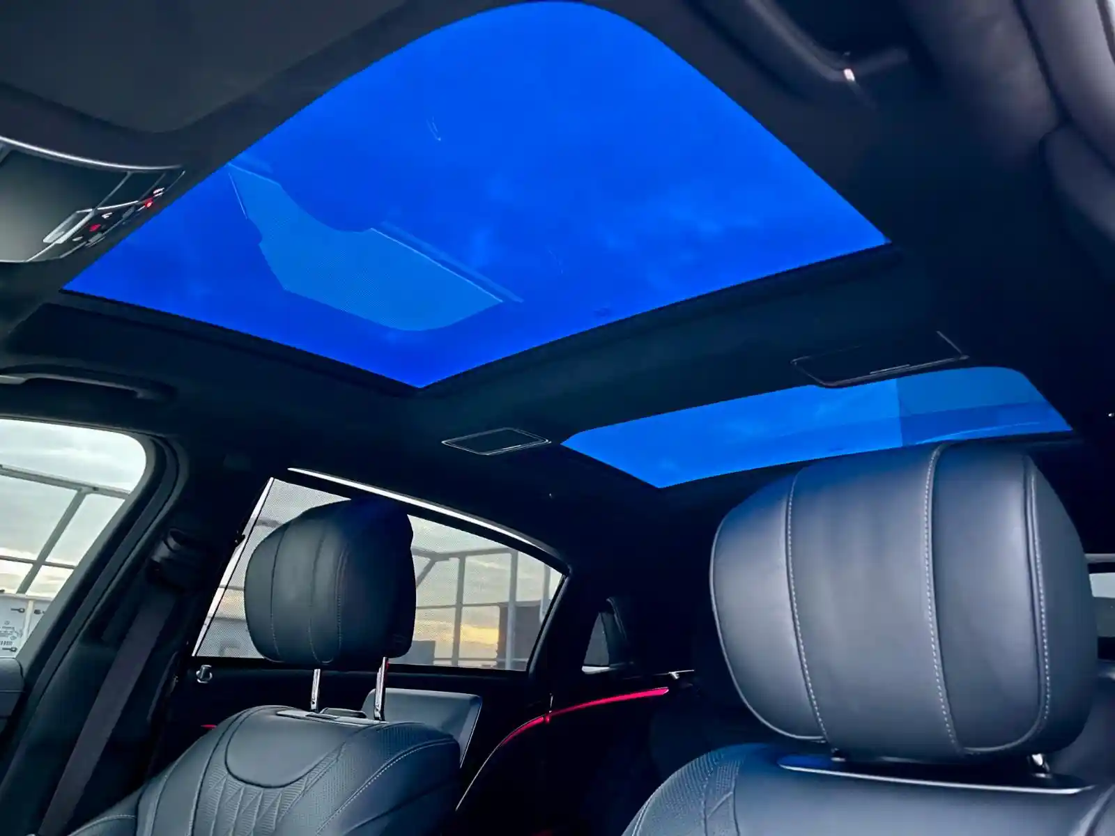 Mercedes-Benz S 560