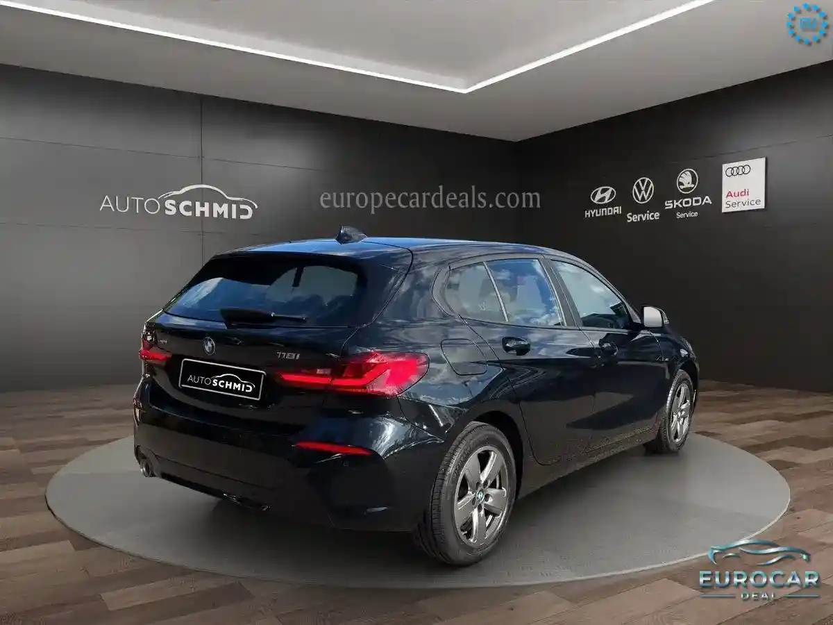 BMW 118
