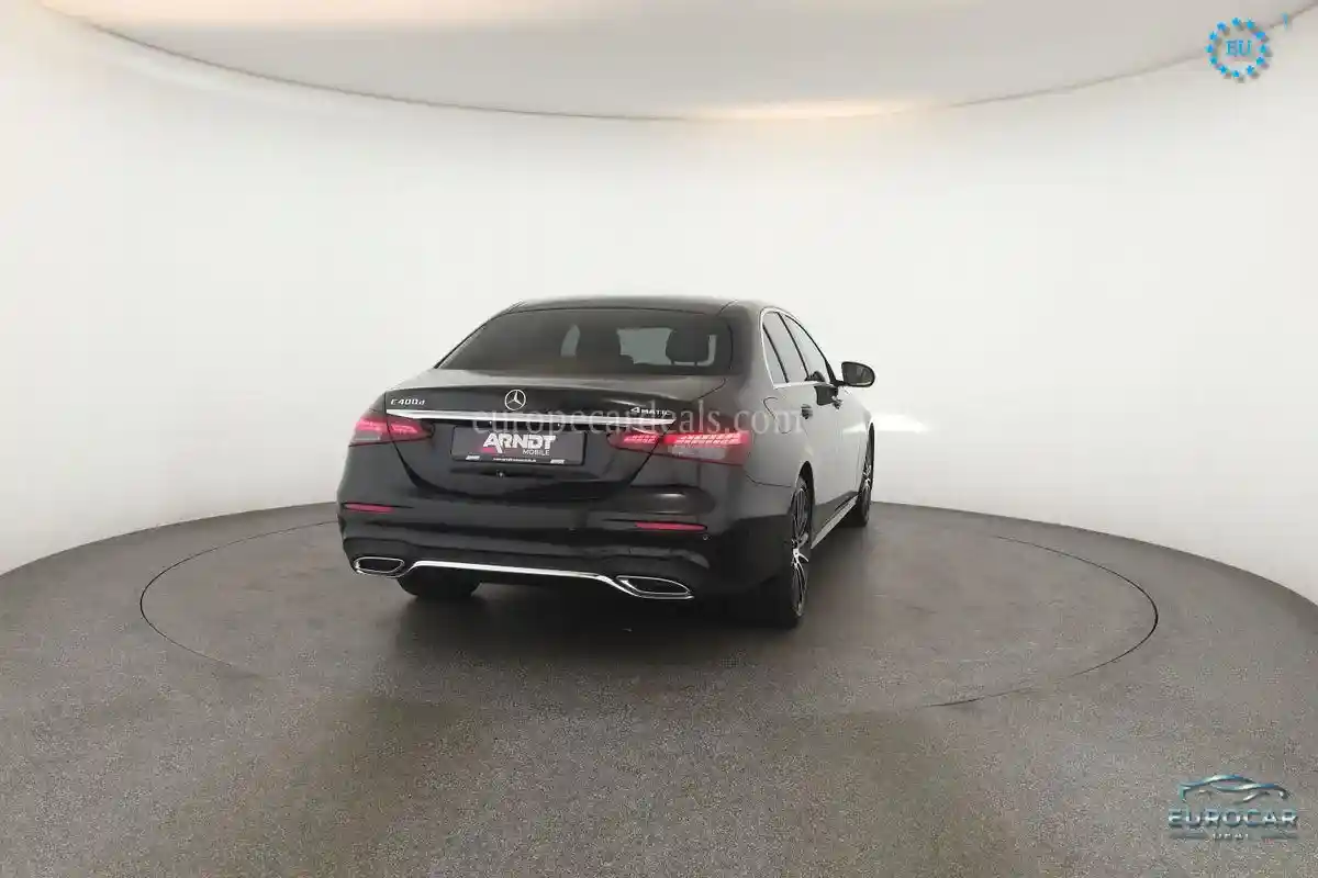 Mercedes-Benz E 400