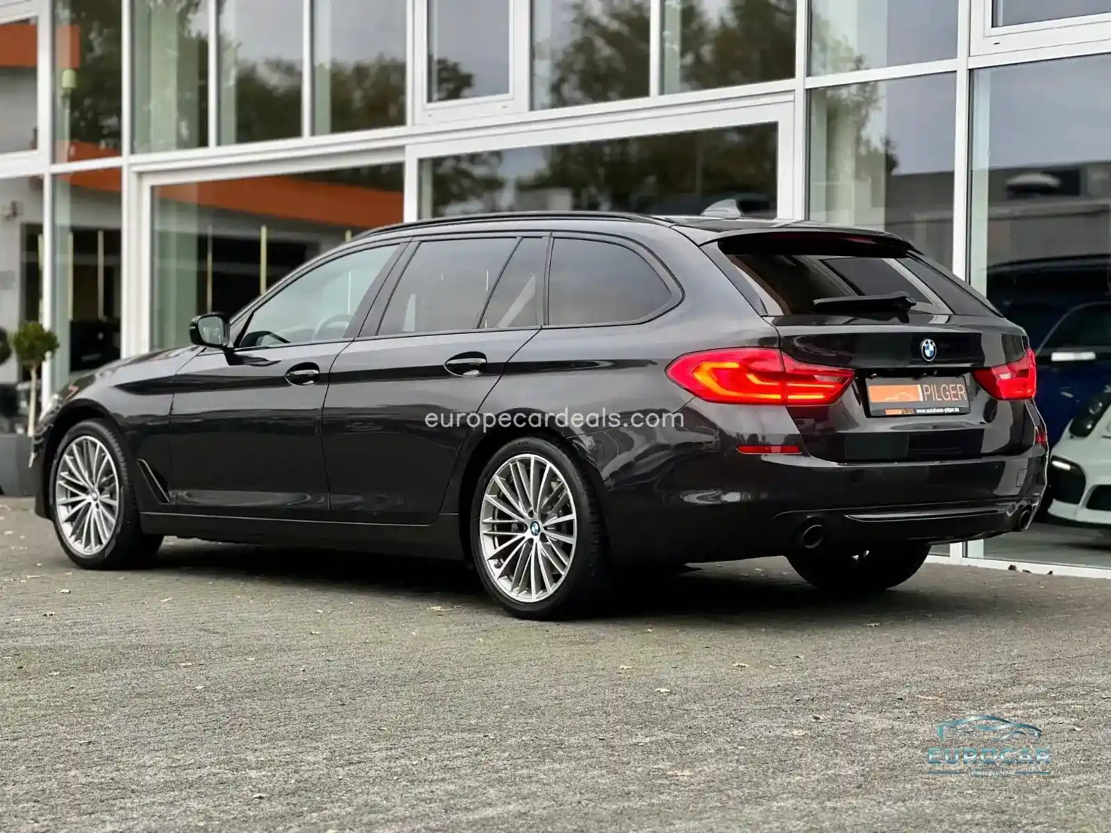 BMW 525