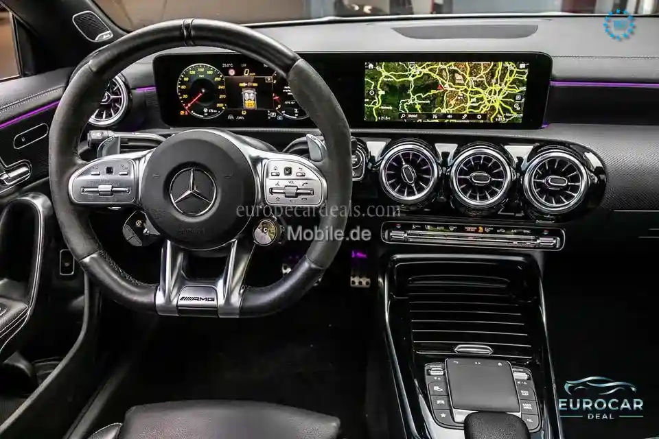 Mercedes-Benz CLA 45 AMG Shooting Brake