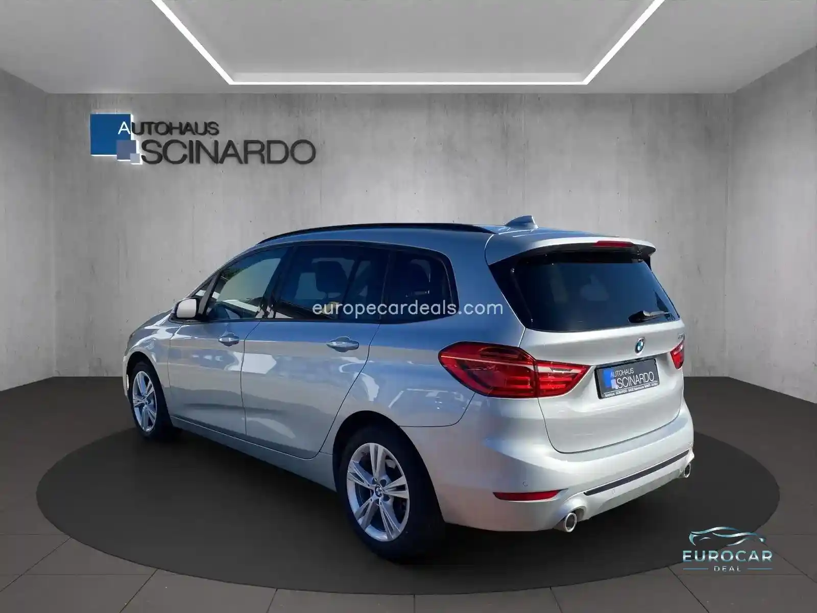 BMW 218