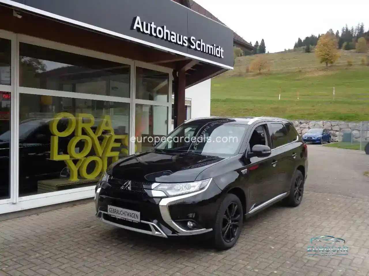 Mitsubishi Plug-in Hybrid Outlander