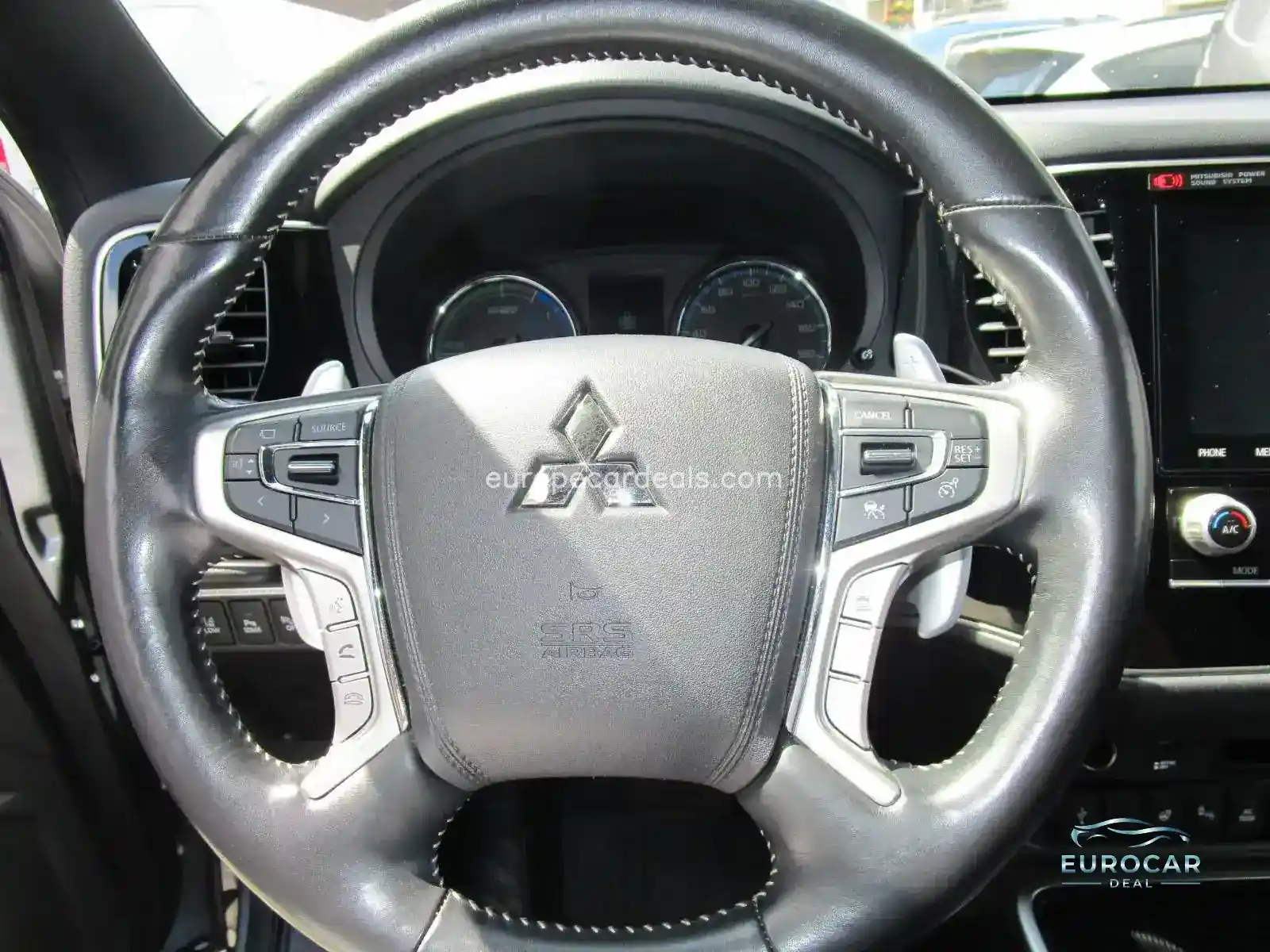 Mitsubishi Plug-in Hybrid Outlander
