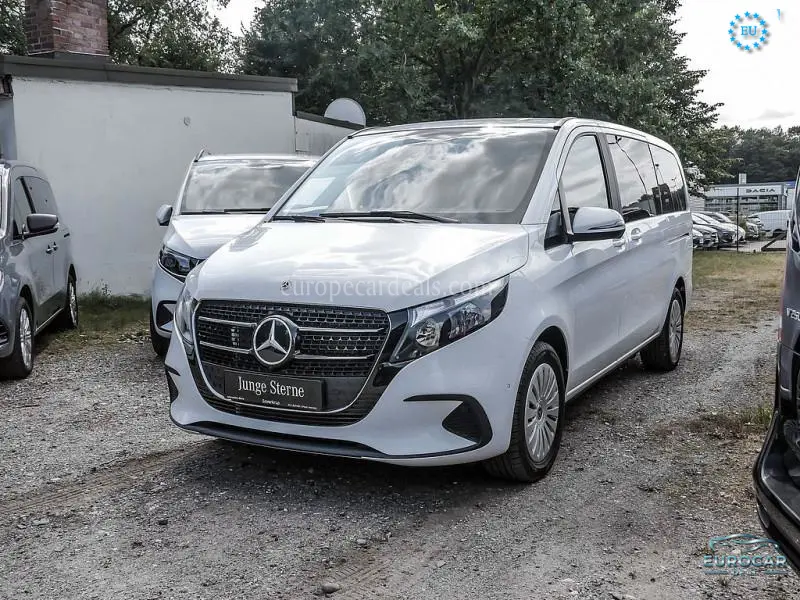 Mercedes-Benz V 220