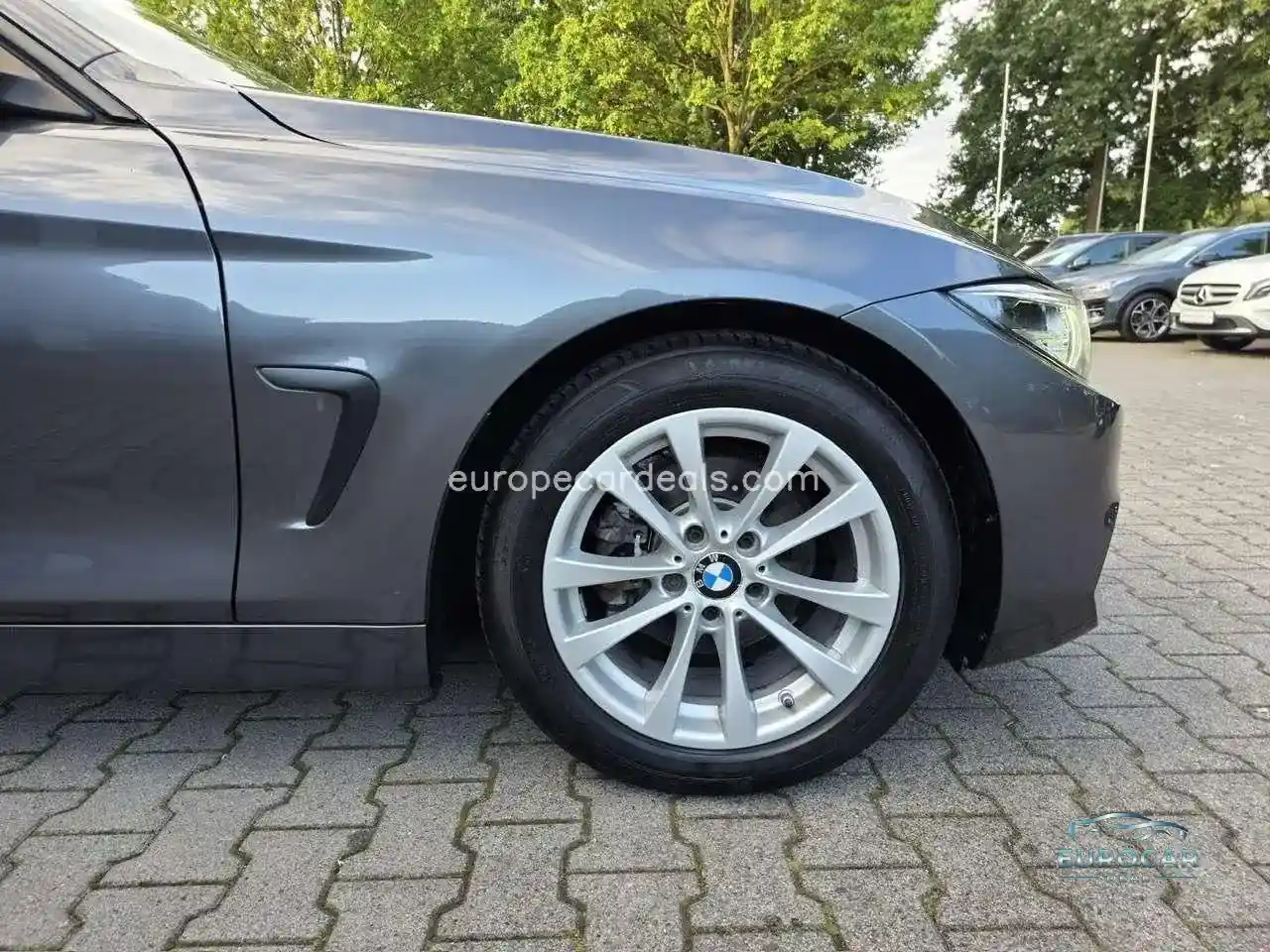 BMW 418