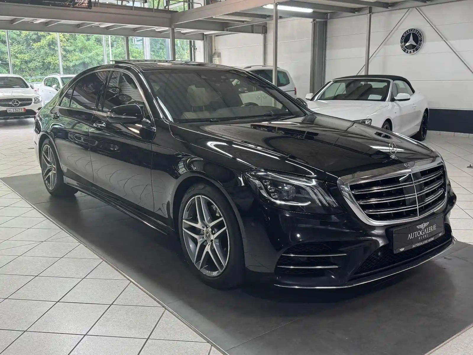 Mercedes-Benz S 560