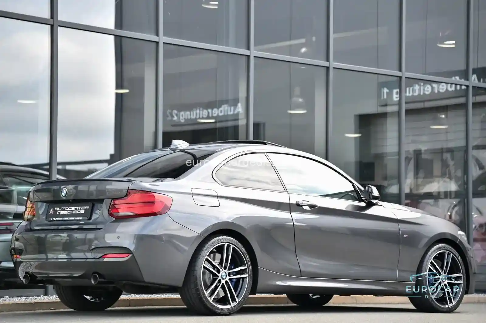 BMW M240i