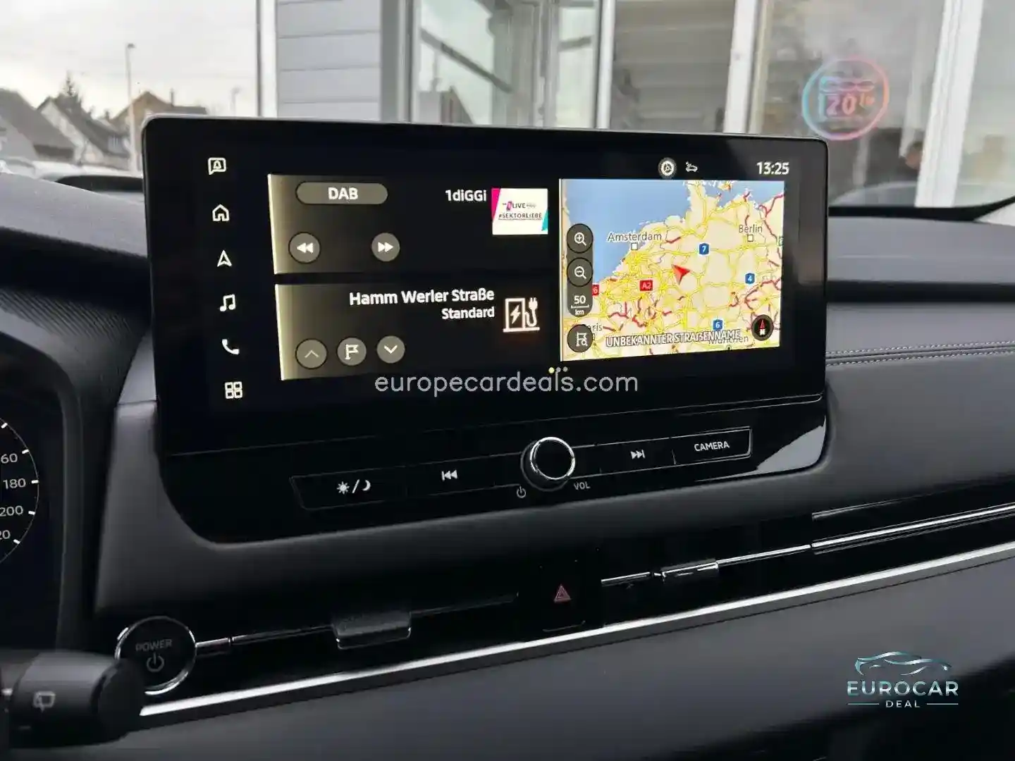 Mitsubishi Plug-in Hybrid Outlander