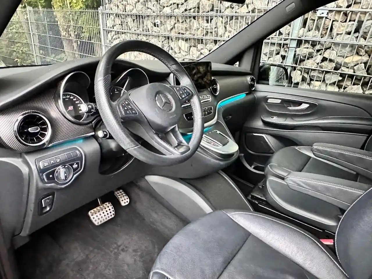 Mercedes-Benz V 250