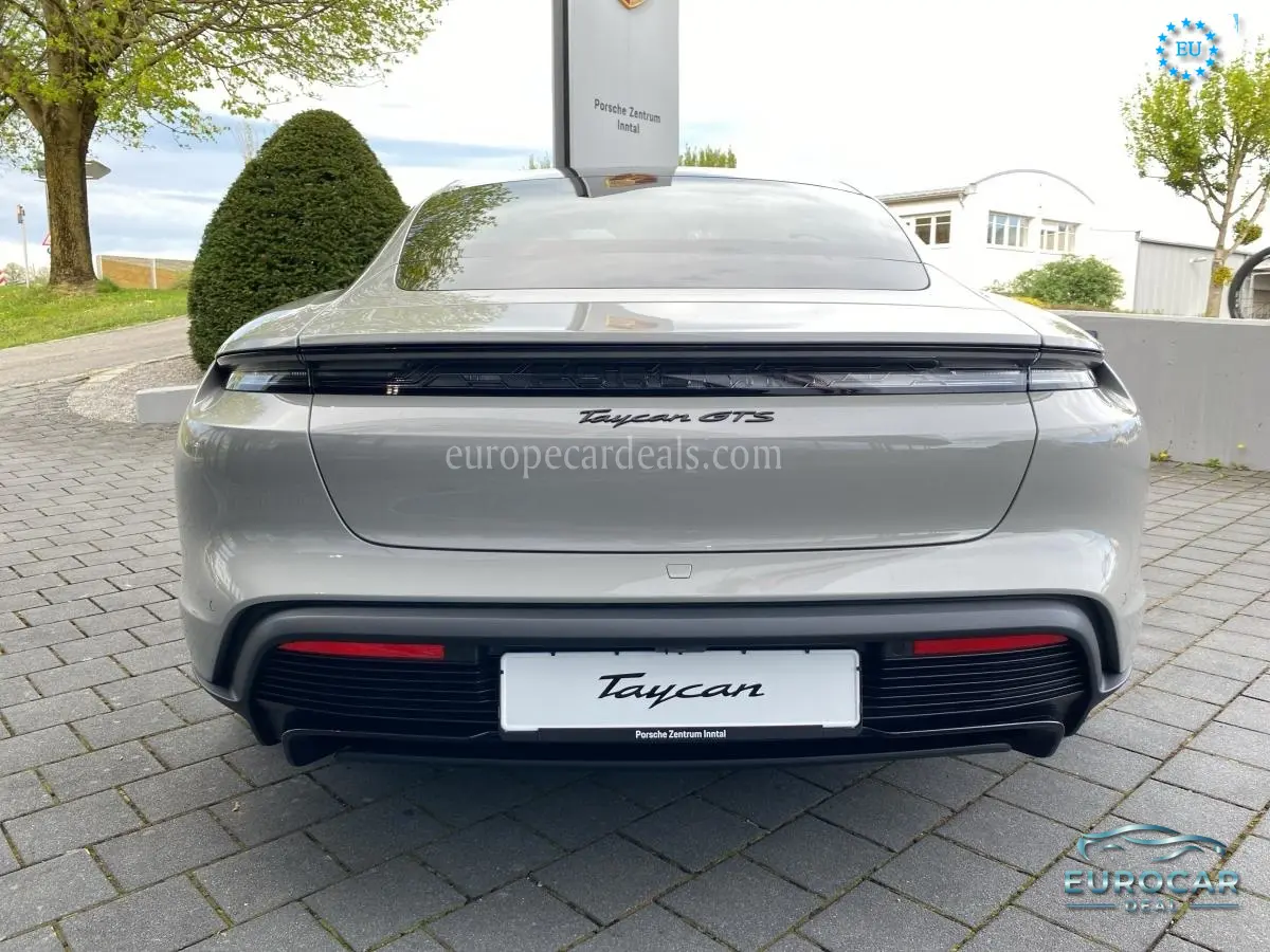 Porsche Taycan