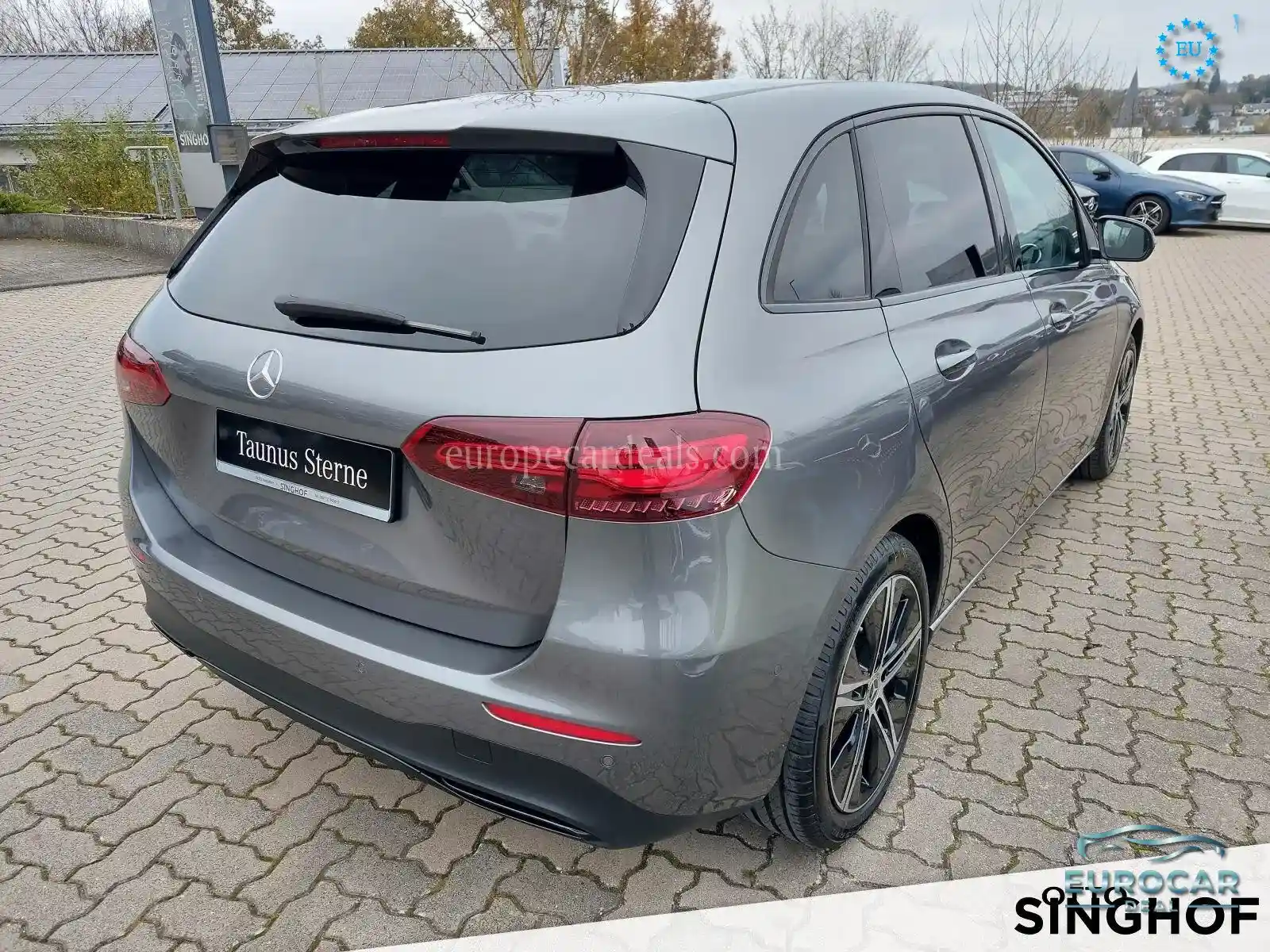 Mercedes-Benz B 220